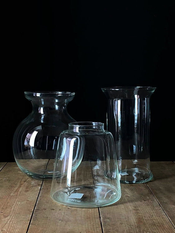 Букет в белоснежной гамме с ранункулюсами и антуриумами &mdash; Городской букет