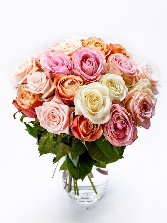 Букет «София» из ассорти роз  &mdash; Городской букет