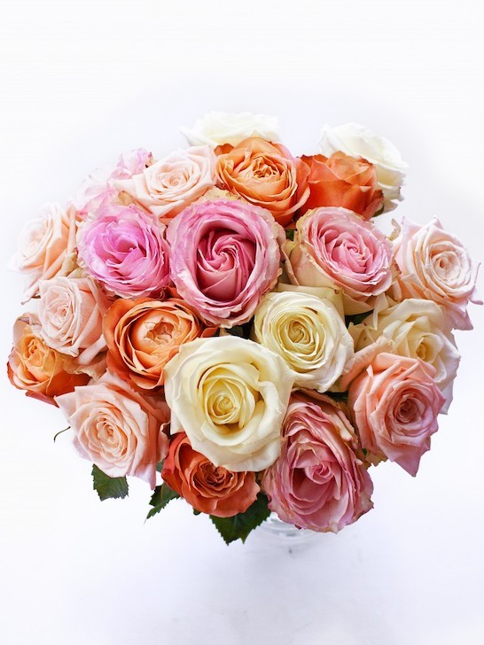 Букет «София» из ассорти роз  &mdash; Городской букет