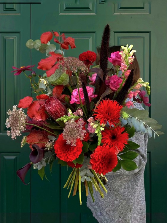 Огненный букет «Аллюр» — Городской букет