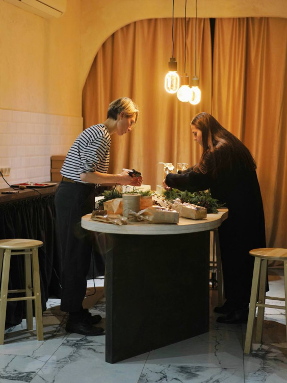 Мастер-класс «Рождественский венок» &mdash; Городской букет