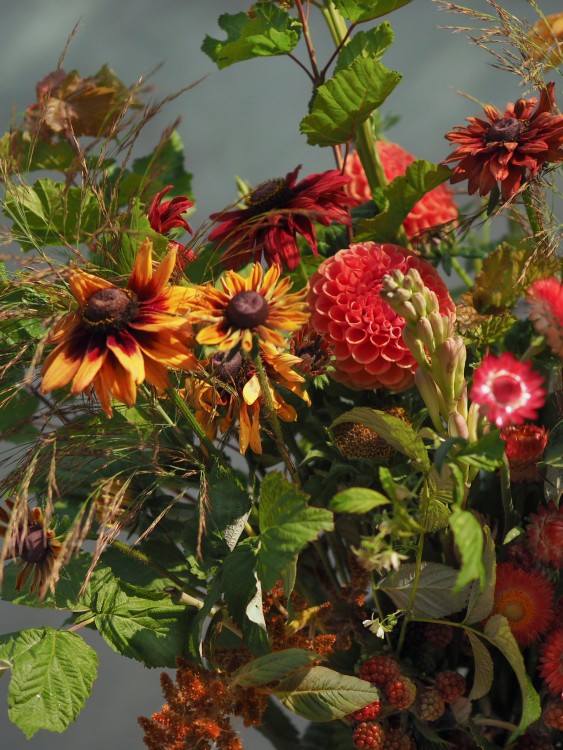 Осенняя композиция в вазе — Городской букет