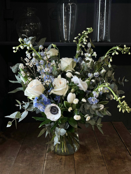 Букет «Лунный свет» с ароматной розой «Вайт О’Хара» фото 1 &mdash; Городской букет