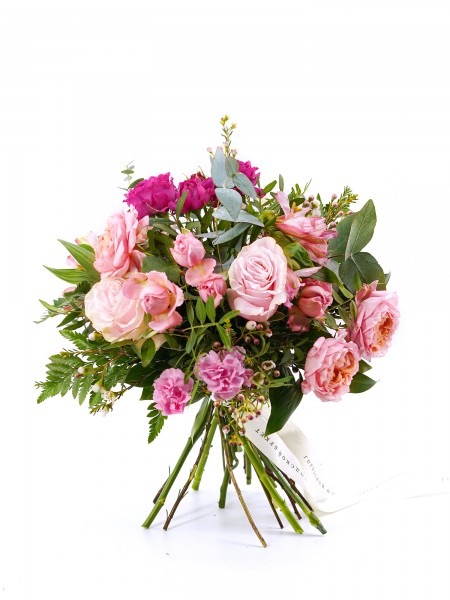 Букет «Румяный рассвет» с нежно-розовыми цветами и эвкалиптом фото 1 — Городской букет